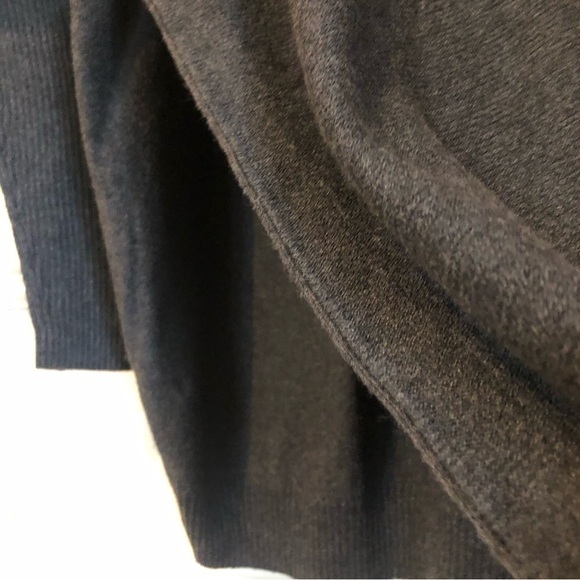 LORD and Taylor Cotton Wool Blend Knit V-Neck  Neutral Tunic Top XS - Picture 6 of 9